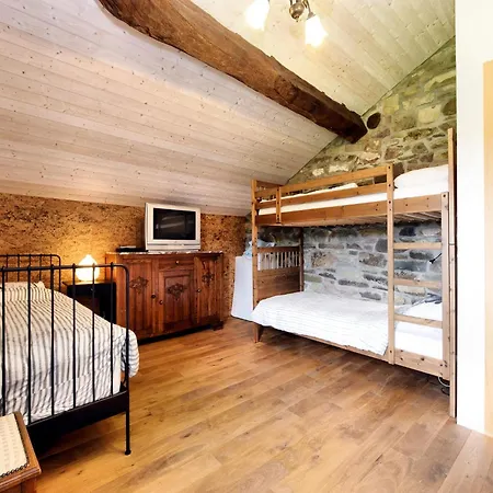 Holiday home Spacious House With Sunny Garden, Cleaning Included