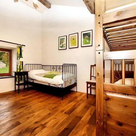 Holiday home Spacious House With Sunny Garden, Cleaning Included
